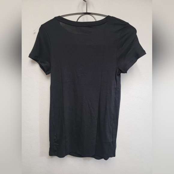 Isabel Maternity by Ingrid & Isabel Black Fitted Short Sleeve Tee Size Medium - Picture 5 of 11